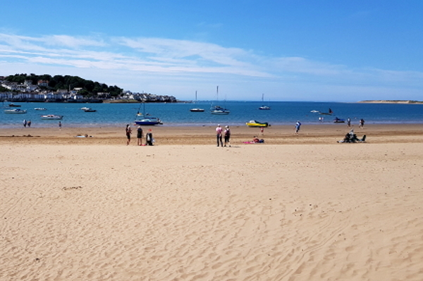 Instow beach with golden sand and sea views